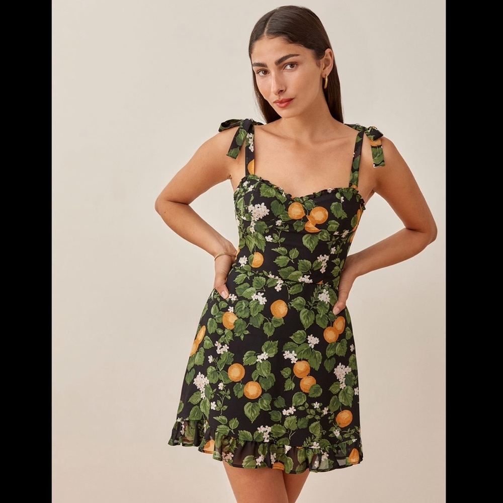 Reformation Christine Dress in Clementine. Size 8.